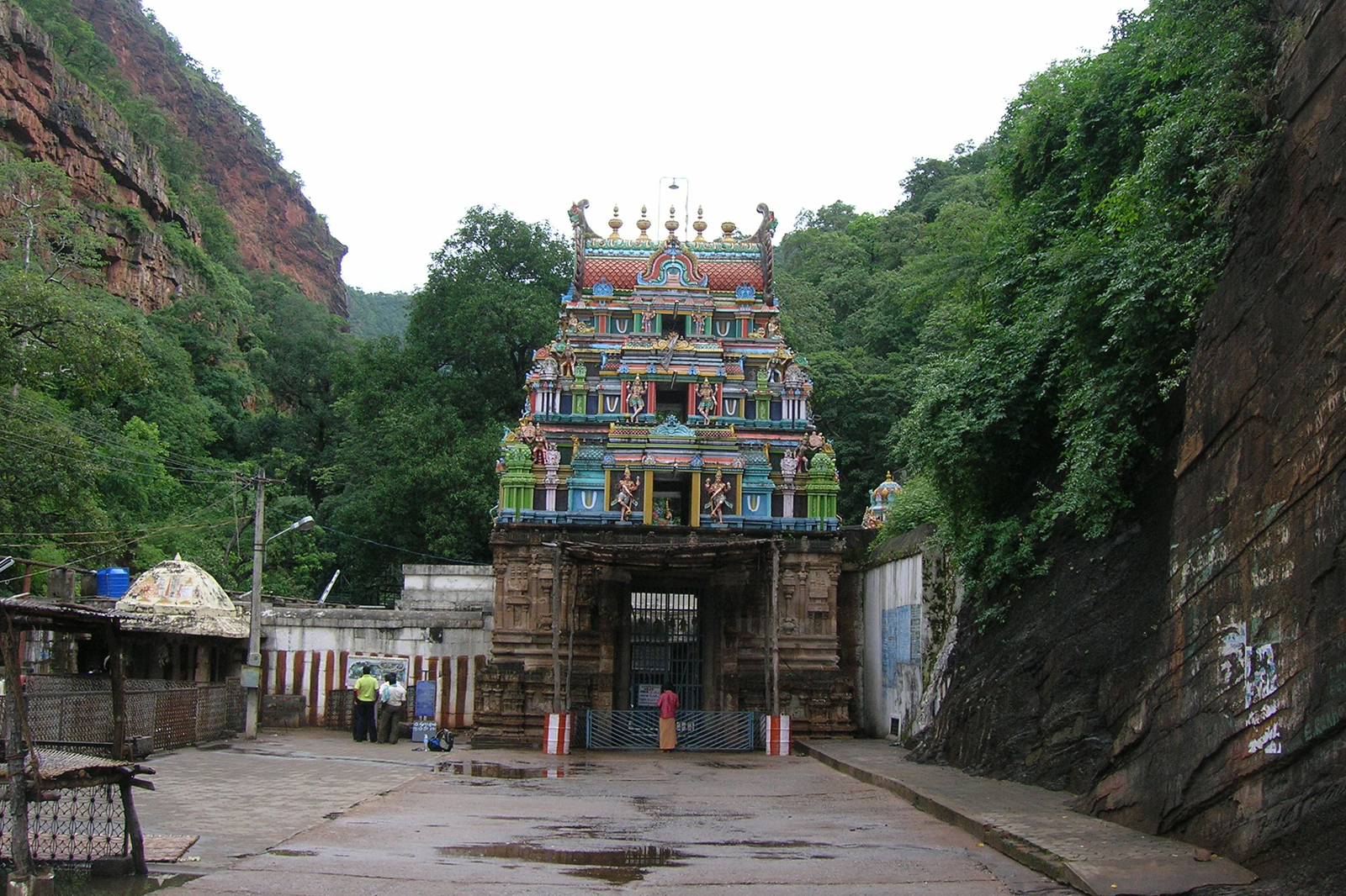 Ahobilam (Nava Narasimha Kshetram)